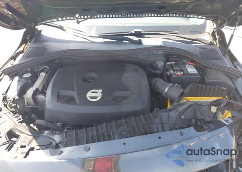 2015 Volvo V60 T5 Premier z USA, uszkodzony, nr VIN YV140MEB7F1207484